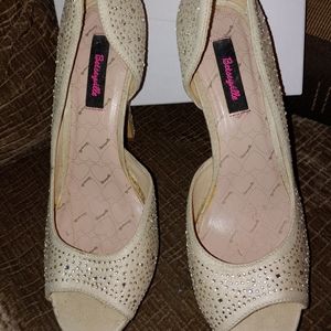 Betseyville heels